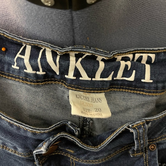 Encore Jeans Size 20 - Picture 2 of 3